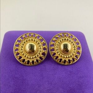 💛 Vintage Elegant Sarah Coventry Gold Plated Stud Earrings